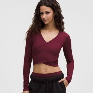 NWT Lululemon Nulu Ribbed Wrap-Front Long-Sleeve
Shirt Heart XS Burgundy Bay